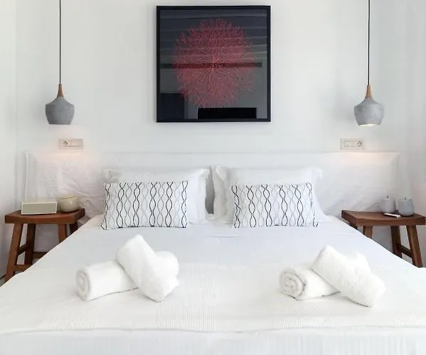 She Mykonos - The Residency