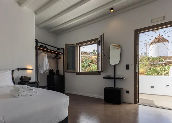 She Mykonos - The Residency 4*