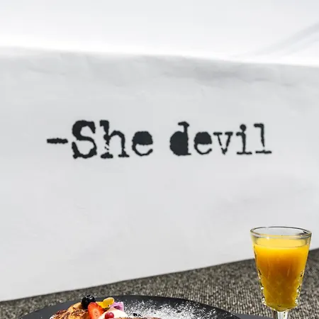Lägenhetshotell She Mykonos - The Residency