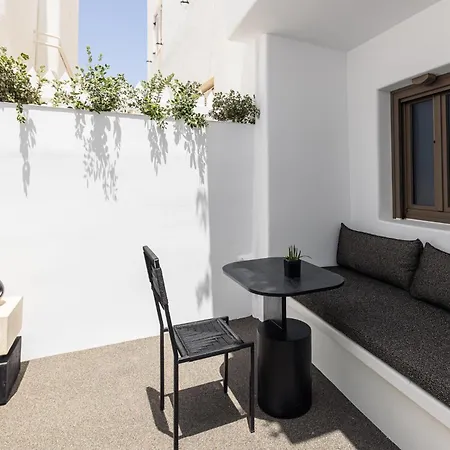 She Mykonos - The Residency Lägenhetshotell *